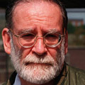 Harold Shipman commits suicide.