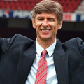 Wenger joins Arsenal.