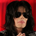Michael Jackson dies.