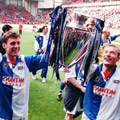 Blackburn Rovers win the Premier League.
