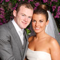 Wayne Rooney marries Coleen McLoughlin.