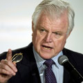 Ted Kennedy passes away.
